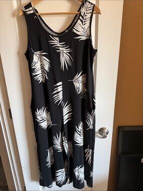 Acting Pro Black Jumpsuit with White Palm Print